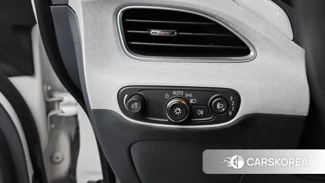 Chevrolet (GM Daewoo) Bolt EV 2019 Белый из Кореи, фото 5