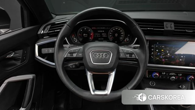 Audi Q3 (F3) 2022 Серый из Кореи, фото 5