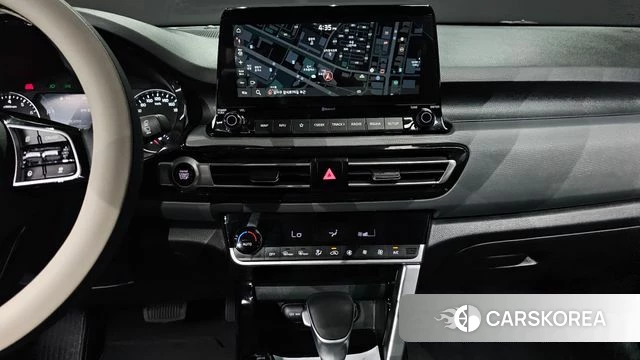 Kia Seltos 2022 Белый из Кореи, фото 5