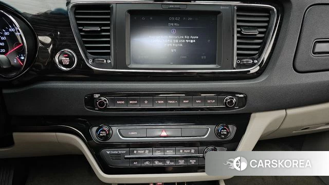 Kia The New Carnival 2018 Белый из Кореи, фото 5
