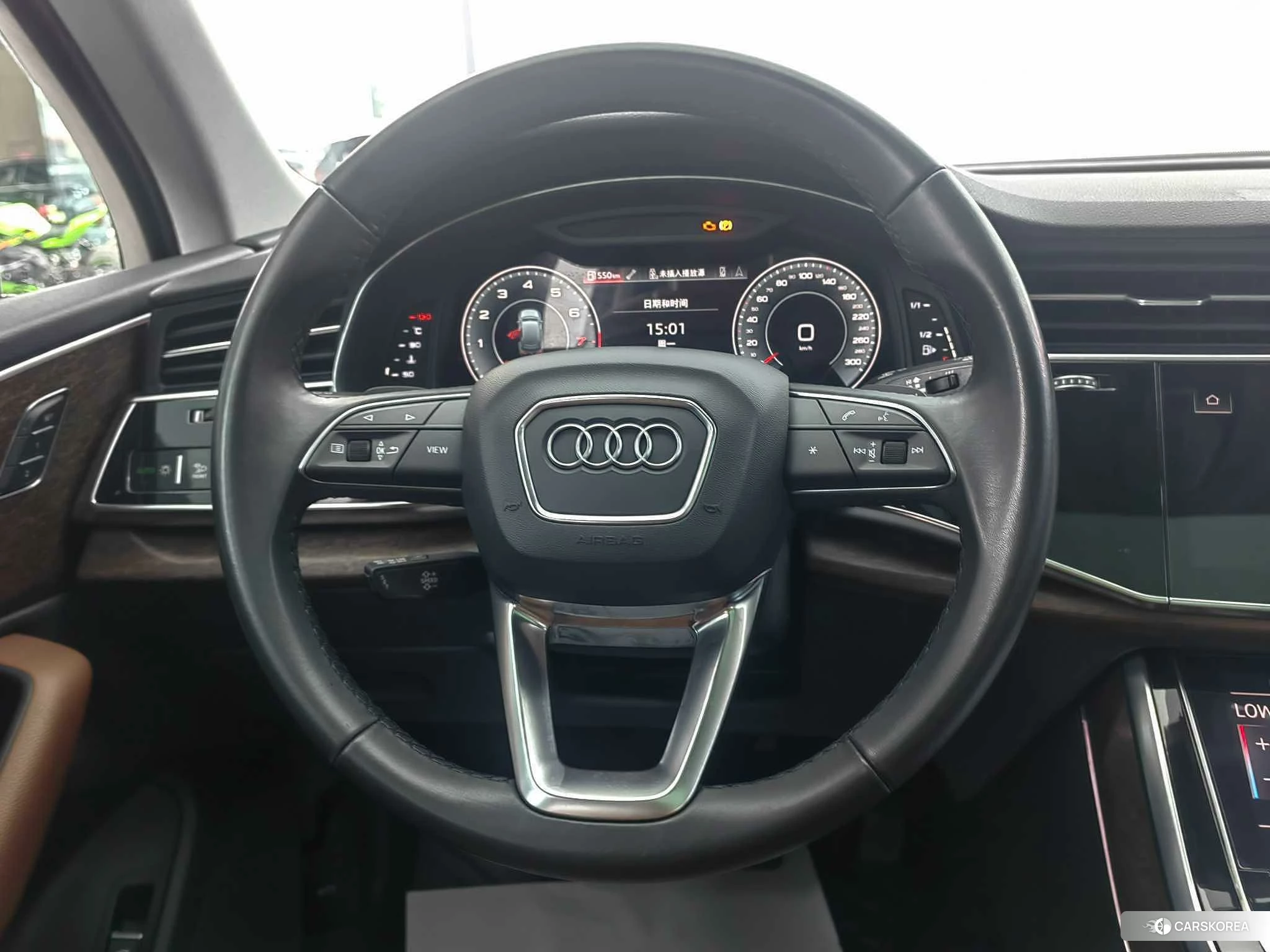Audi Q7 2020 Черный из Китая, фото 5