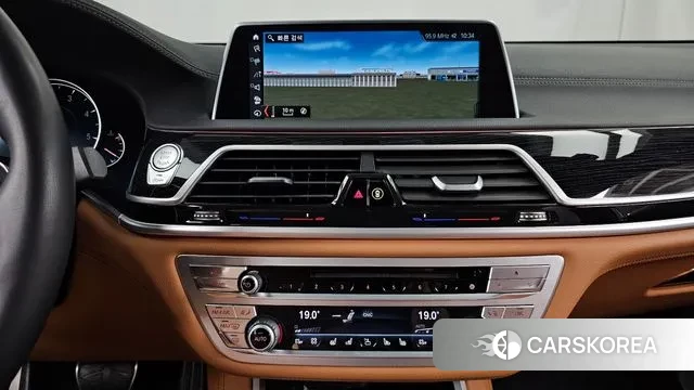 BMW 7 Series (G11) 2018 Черный из Кореи, фото 5