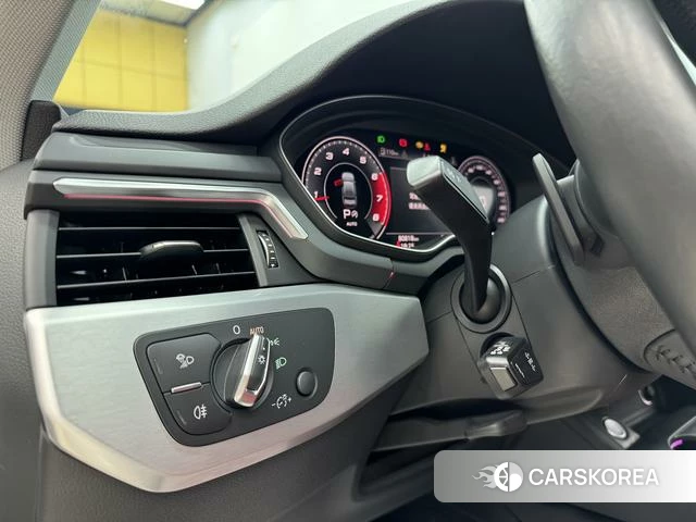 Audi A4L 2021 Белый из Китая, фото 5