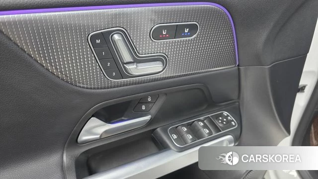 Mercedes-Benz EQB X243 2023 Белый из Кореи, фото 5