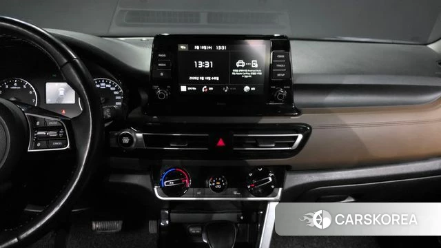 Kia Seltos 2021 Черный из Кореи, фото 5