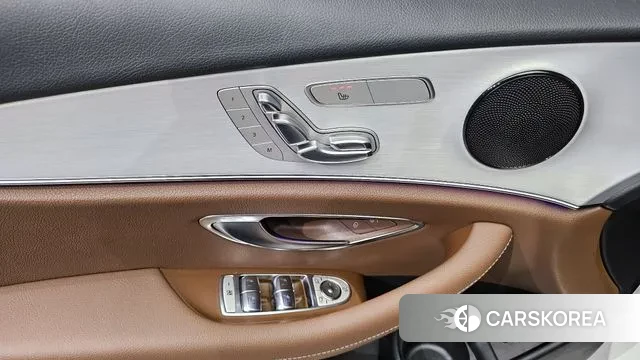 Mercedes-Benz E-Class W213 2020 Белый из Кореи, фото 5