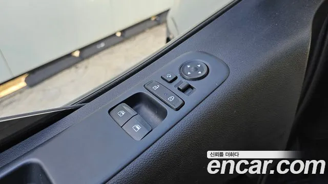 Hyundai Staria id 2410957 из Кореи 5