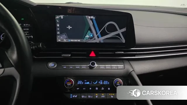 Hyundai Avante Hybrid (CN7) 2021 Серебристо-серый из Кореи, фото 5