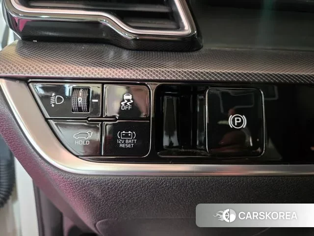 Kia Sportage 5th Generation Hybrid 2023 Белый из Кореи, фото 5