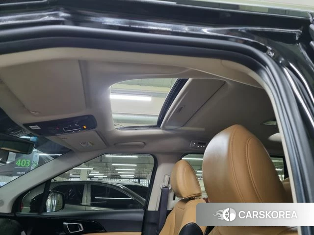 Kia Carnival 4th generation 2023 Черный из Кореи, фото 5