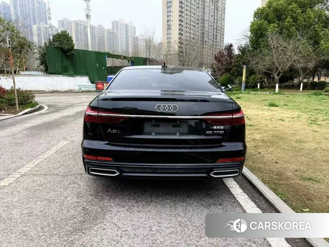 Audi A6L 2022 Черный из Китая, фото 5