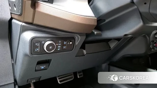 Ford Bronco 6th Generation 2023 Серый из Кореи, фото 5