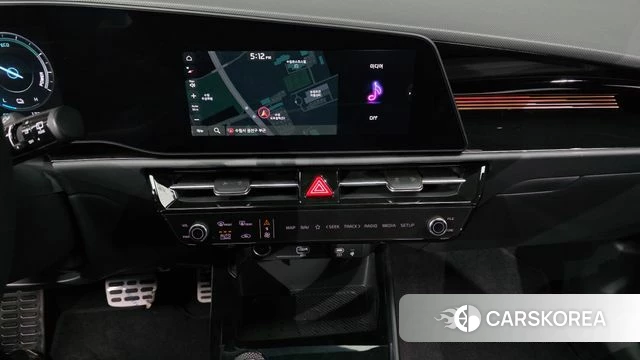 Kia Di Ol Nu Niro 2025 Белый из Кореи, фото 5