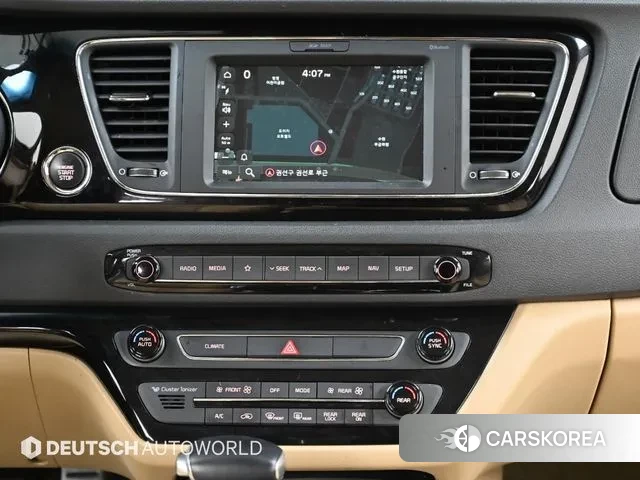 Kia The New Carnival 2019 Белый из Кореи, фото 5