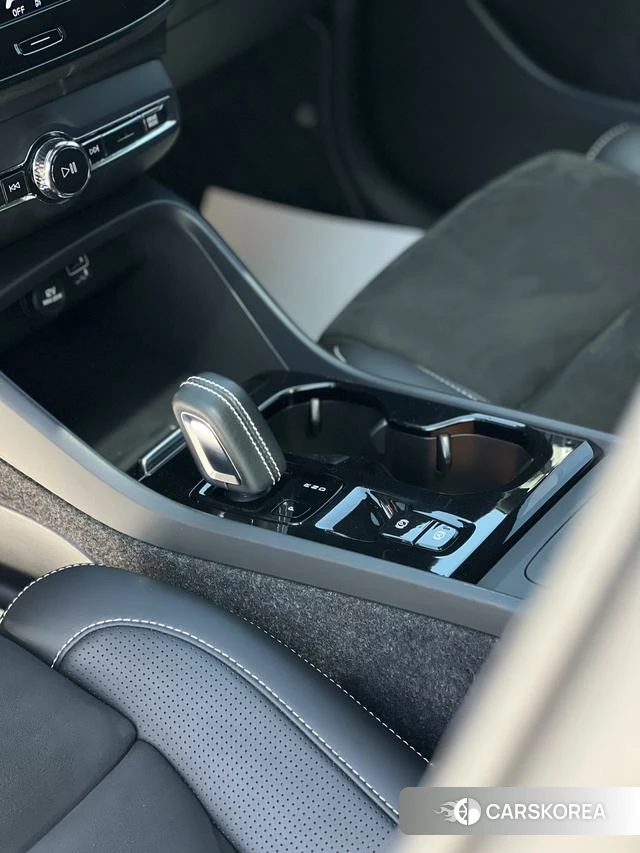Volvo XC40 2020 Белый из Китая, фото 5