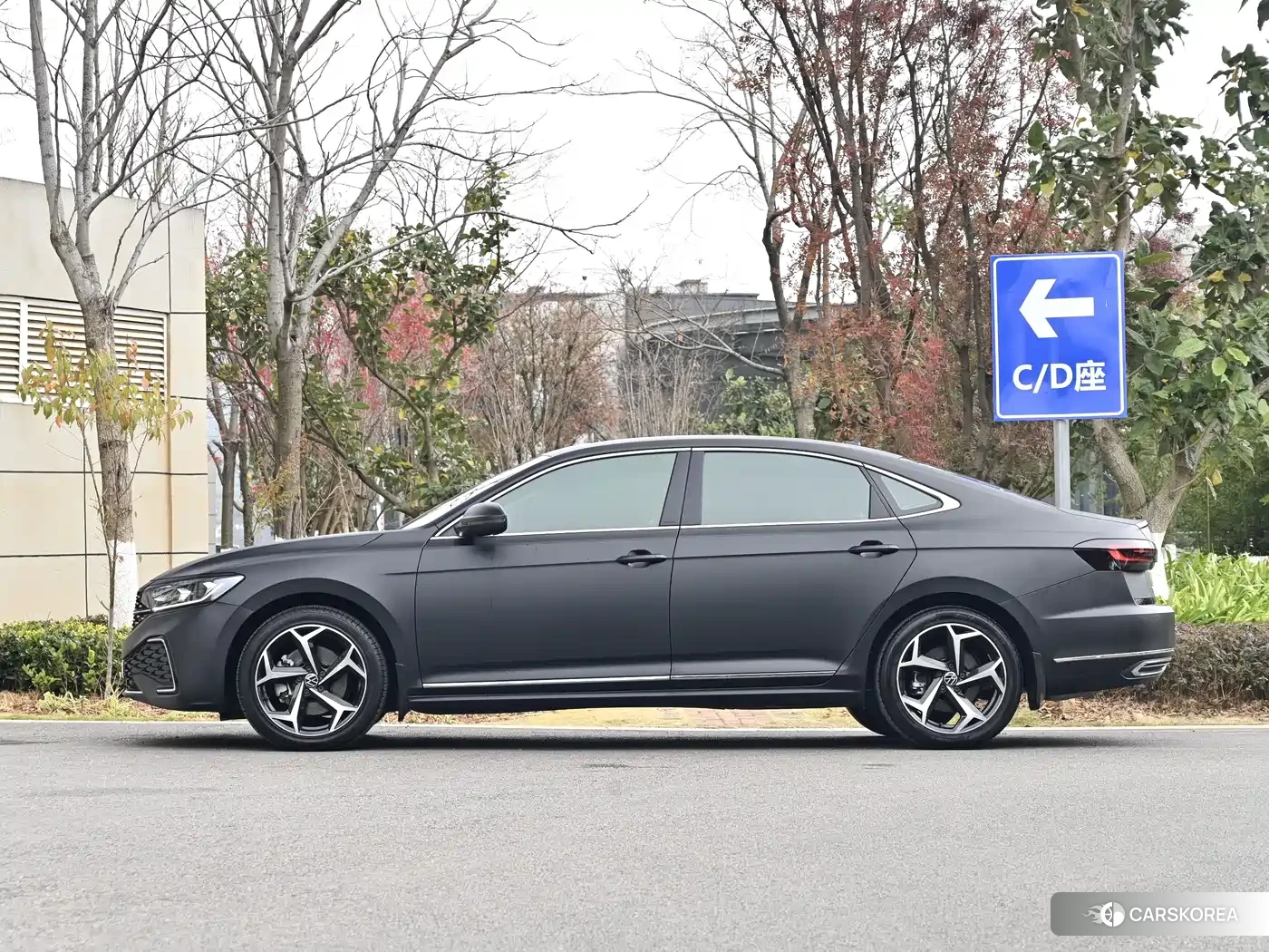Volkswagen Passat 2024 Черный из Китая, фото 5