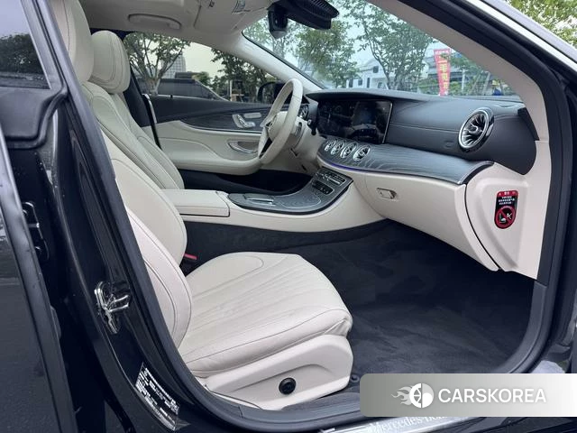 Mercedes-Benz CLS 2022 Серебристо-серый из Китая, фото 5