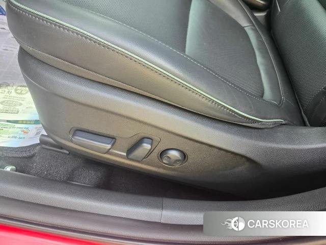 Hyundai The New Kona 2021 Красный из Кореи, фото 5