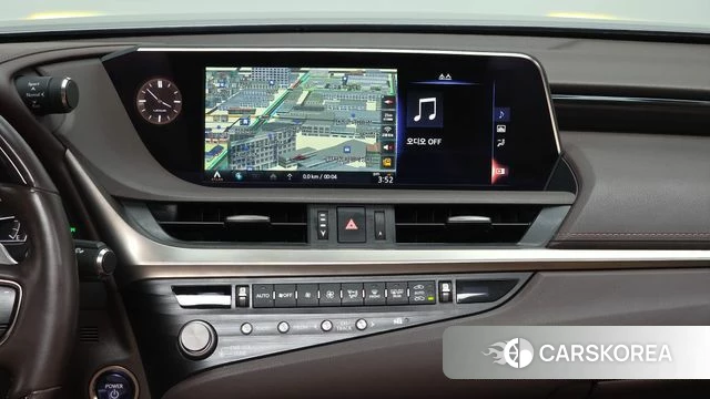 Lexus ES300h 7th generation 2021 Серый из Кореи, фото 5