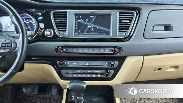 Kia The New Carnival 2018 Черный из Кореи, фото 5
