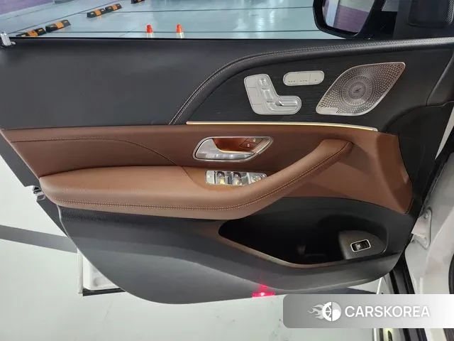 Mercedes-Benz GLE-Class W167 2025 Белый из Кореи, фото 5