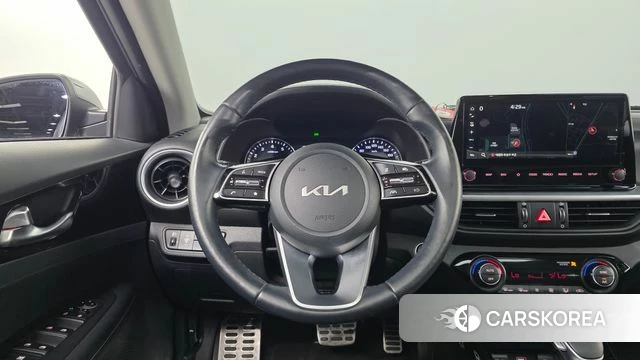 Kia The New K3 2nd generation 2024 Серебряный из Кореи, фото 5