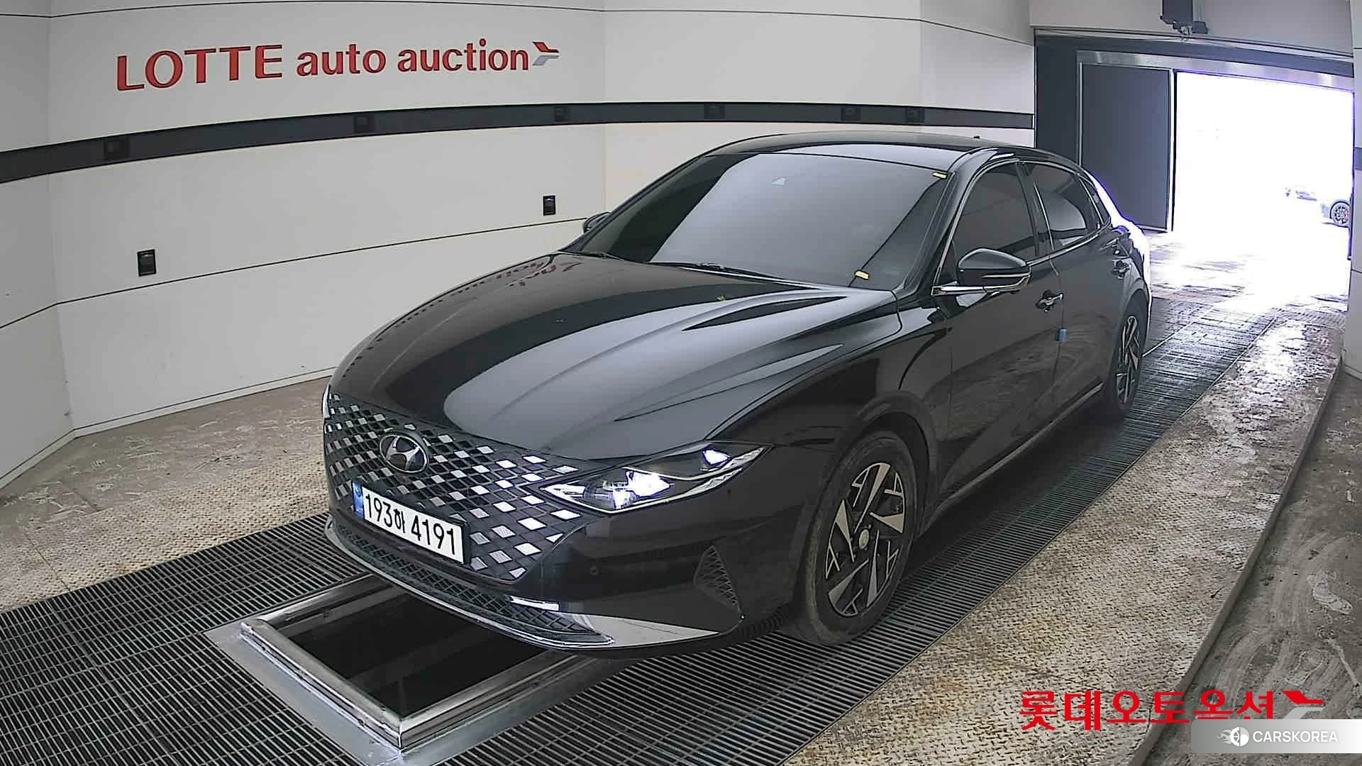 Hyundai Grandeur Hybrid 2022 Midnight Black Pearl из Кореи, фото 5