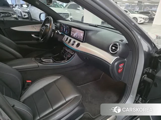 Mercedes-Benz E-Class W213 2020 Серый из Кореи, фото 5