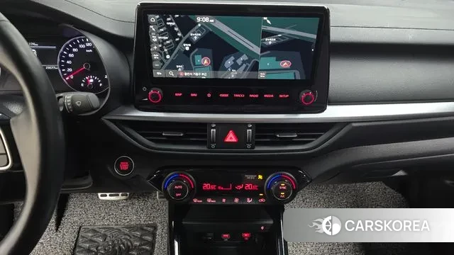 Kia The New K3 2nd generation 2022 Белый из Кореи, фото 5