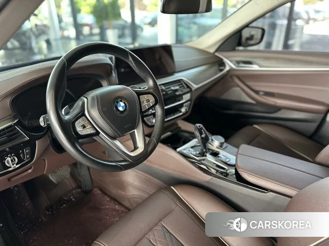 BMW 5 series 2021 Черный из Китая, фото 5