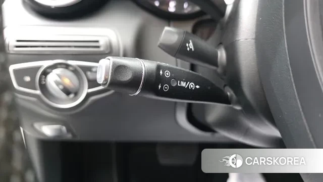 Mercedes-Benz C-Class W205 2018 Белый из Кореи, фото 5