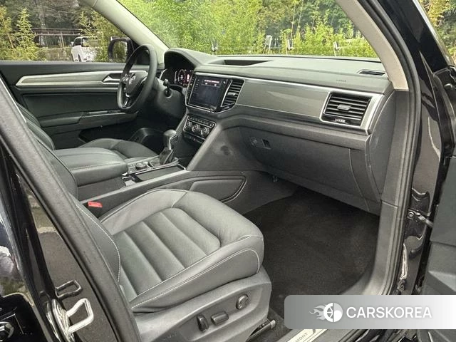 Volkswagen Tourang 2021 Черный из Китая, фото 5