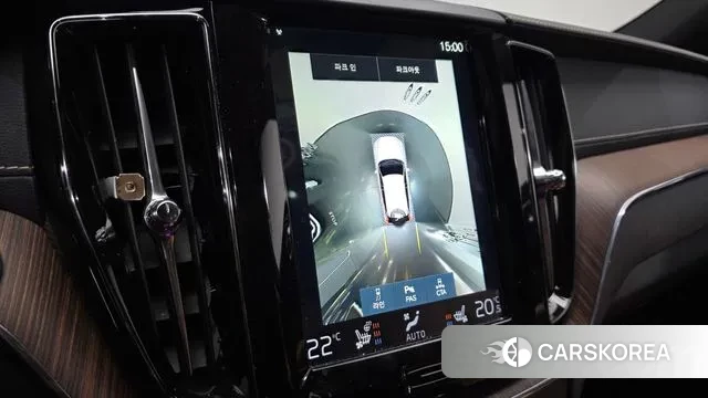 Volvo XC60 second Generation 2021 Белый из Кореи, фото 5