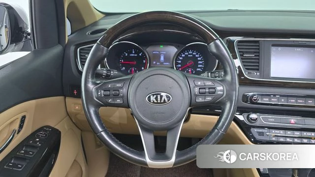 Kia The New Carnival 2018 Белый из Кореи, фото 5