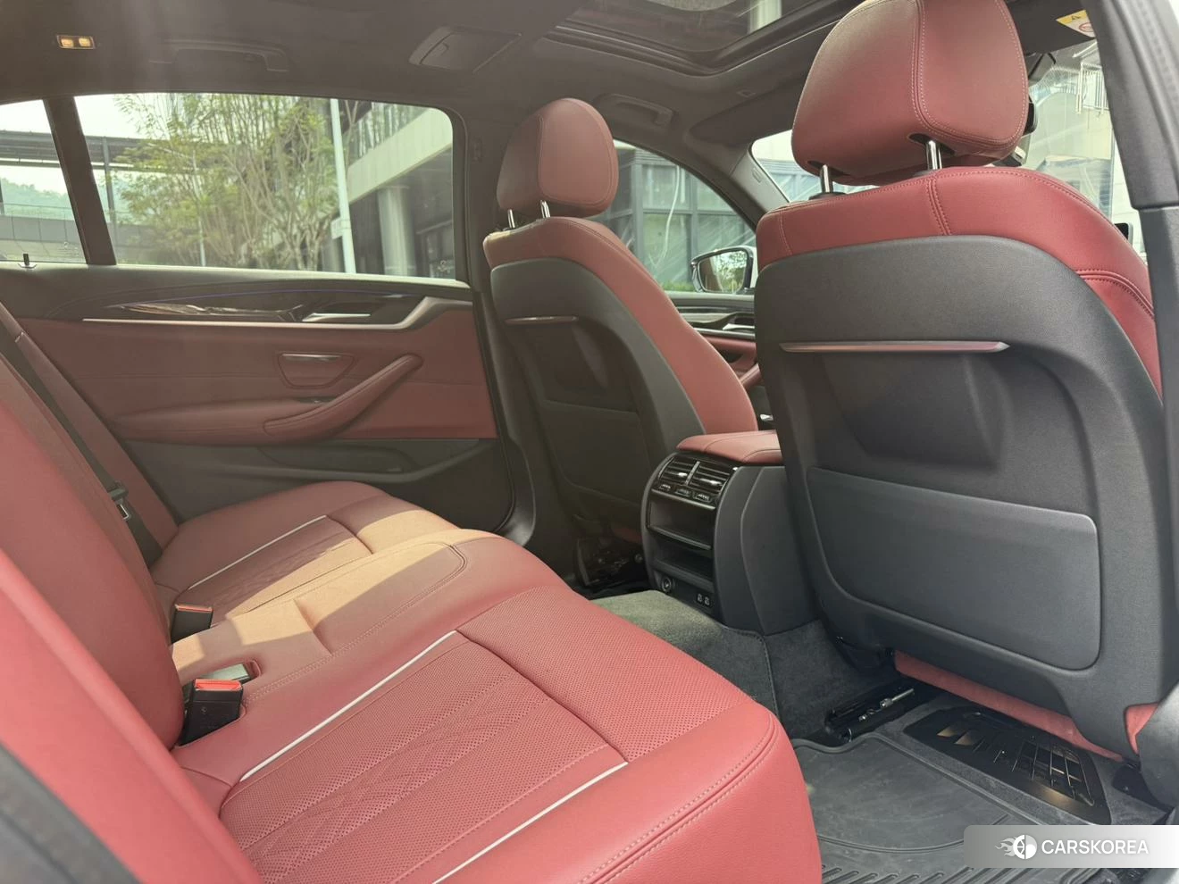 BMW 5 series 2021 Белый из Китая, фото 5
