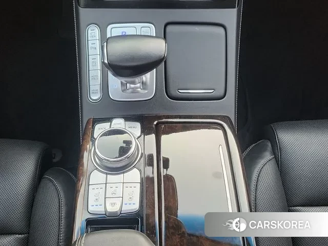 Genesis G90 2019 Черный из Кореи, фото 5