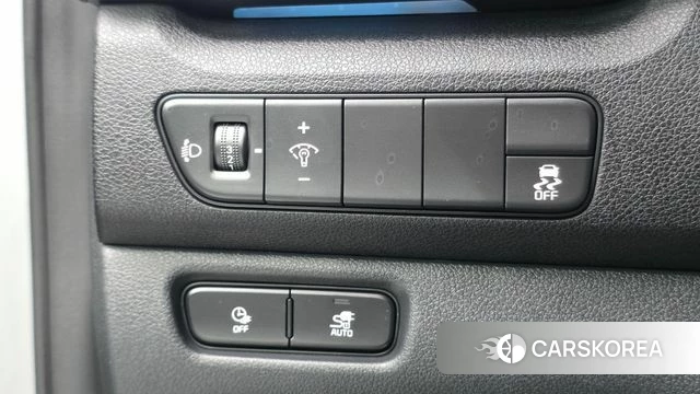 Kia Niro Plus 2022 Серебряный из Кореи, фото 5