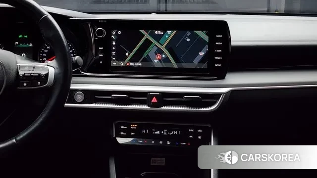 Kia K5 3rd generation 2023 Белый из Кореи, фото 5