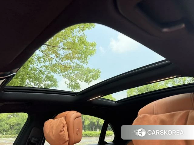 Mercedes-Benz S-class 2023 Черный из Китая, фото 5