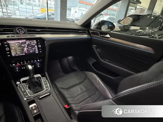 Volkswagen Arteon 2019 Белый из Кореи, фото 5