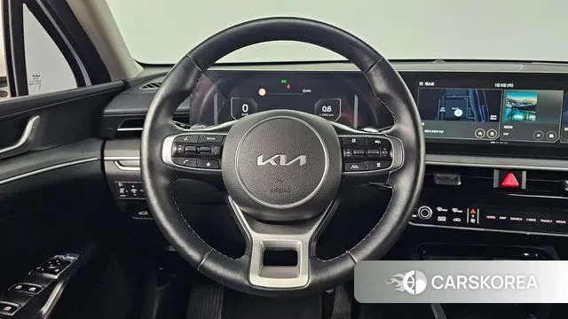 Kia The New K5 3rd generation 2024 Белый из Кореи, фото 5