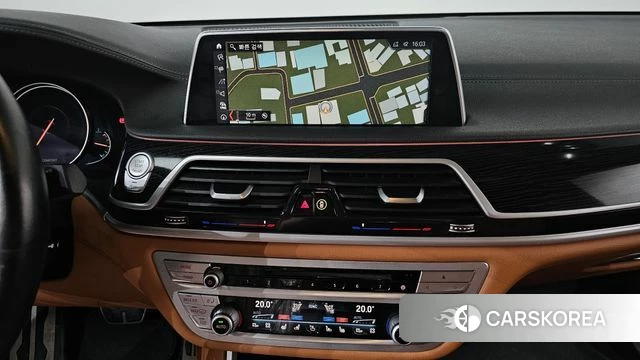 BMW 7 Series (G11) 2018 Серебряный из Кореи, фото 5