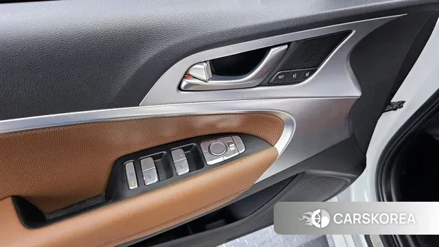 Genesis G70 id 2886126 из Кореи 5