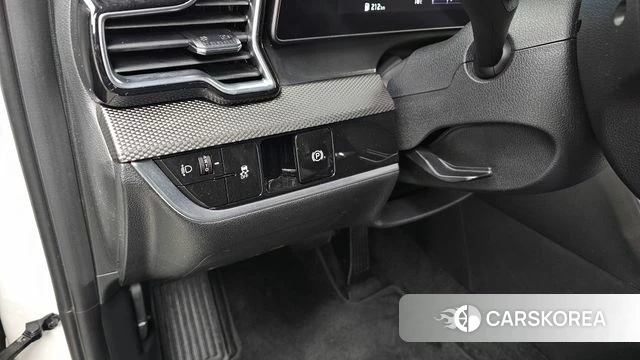 Kia Sportage 5th Generation 2022 Белый из Кореи, фото 5