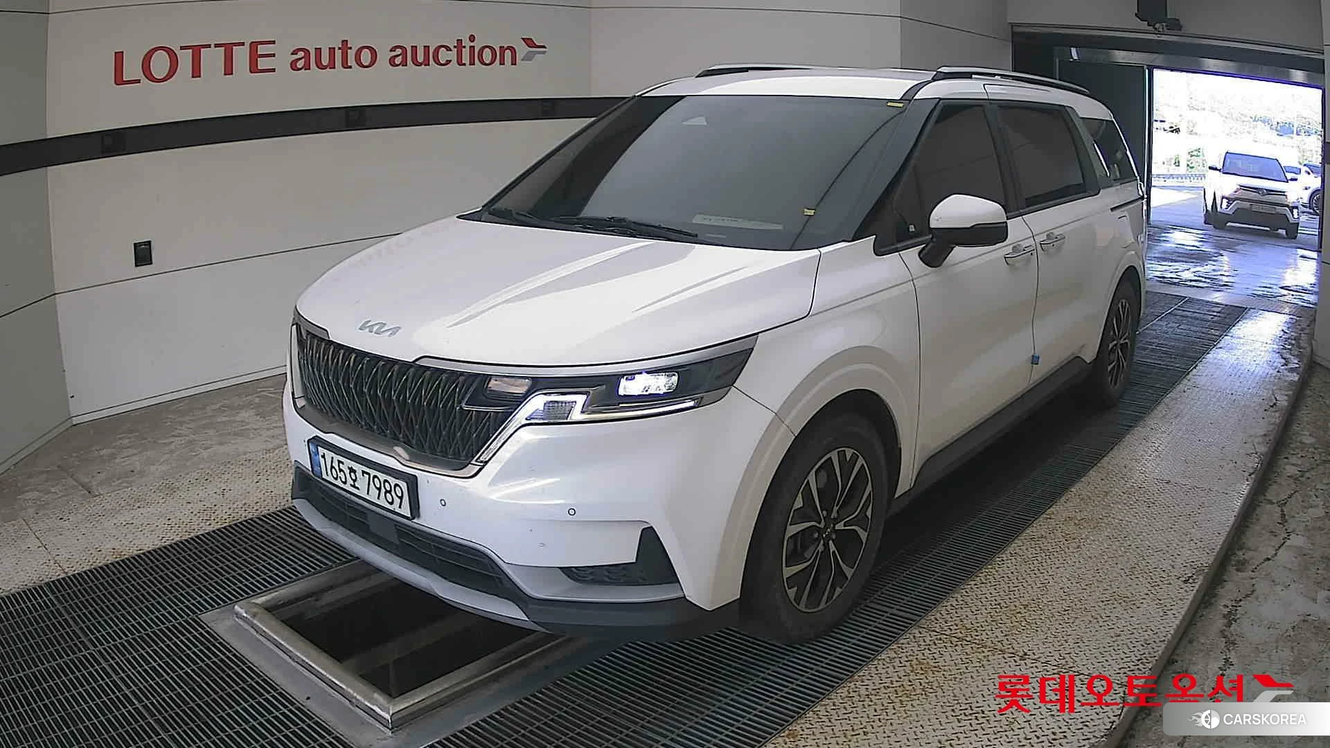 Kia Carnival 2022 Snow White Pearl (optional) из Кореи, фото 5