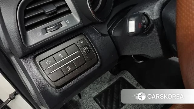 Ssangyong Tivoli Armor 2018 Белый из Кореи, фото 5