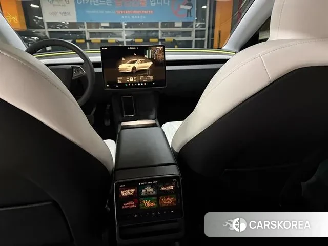 Tesla Model 3 2024 Белый из Кореи, фото 5