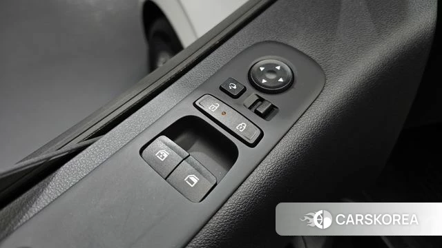 Hyundai Staria 2024 Белый из Кореи, фото 5