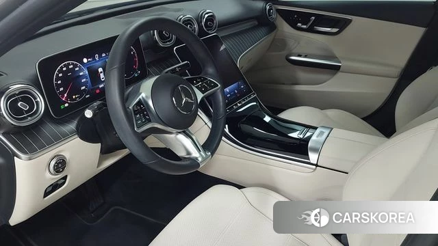 Mercedes-Benz C-Class W206 2023 Серебряный из Кореи, фото 5