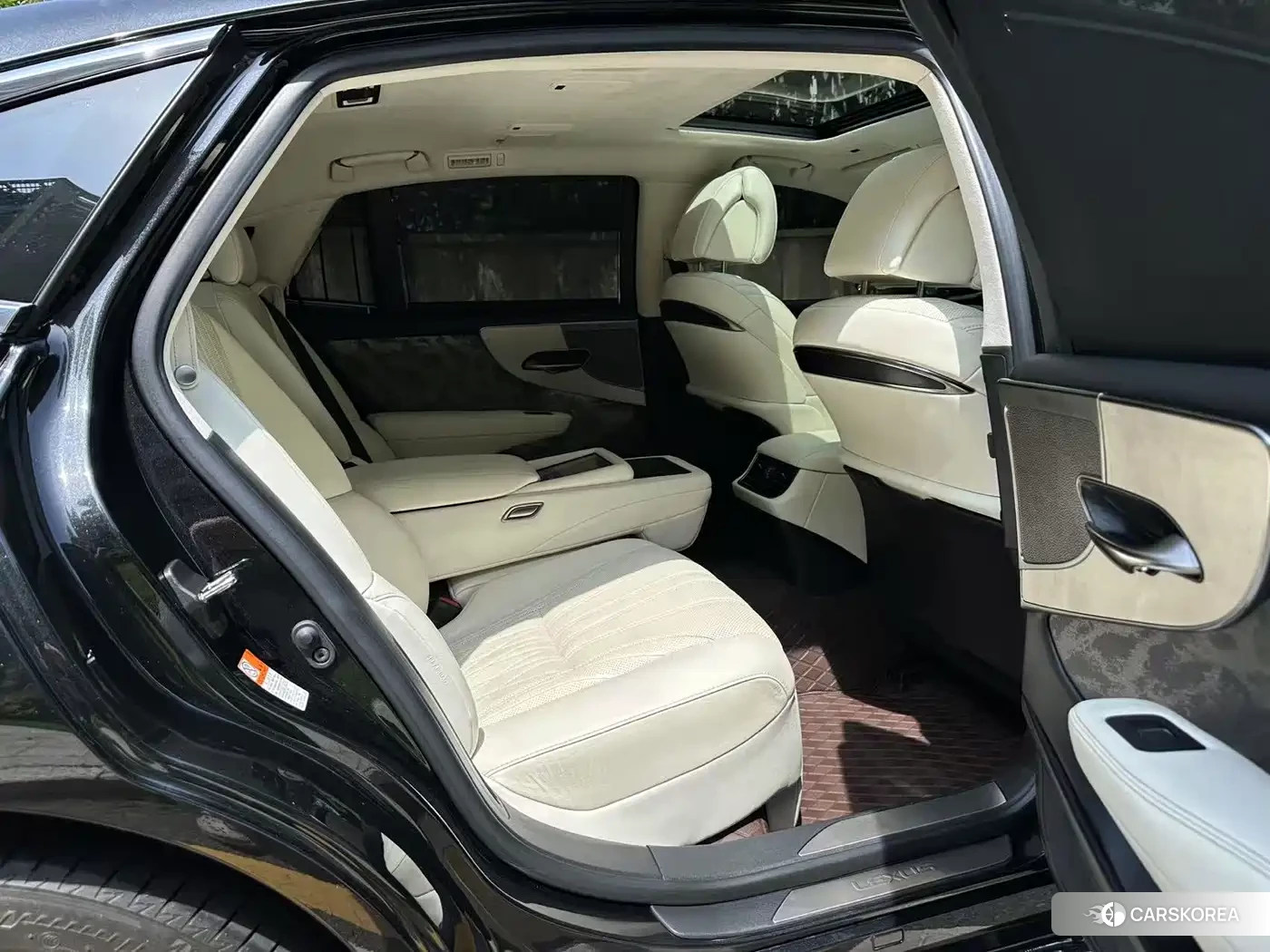 Lexus LS 2021 Черный из Китая, фото 5